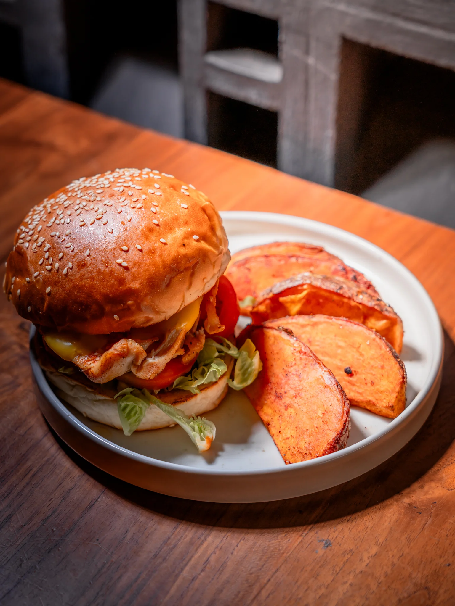 CHAMPION'S CHICKEN BURGER (B)