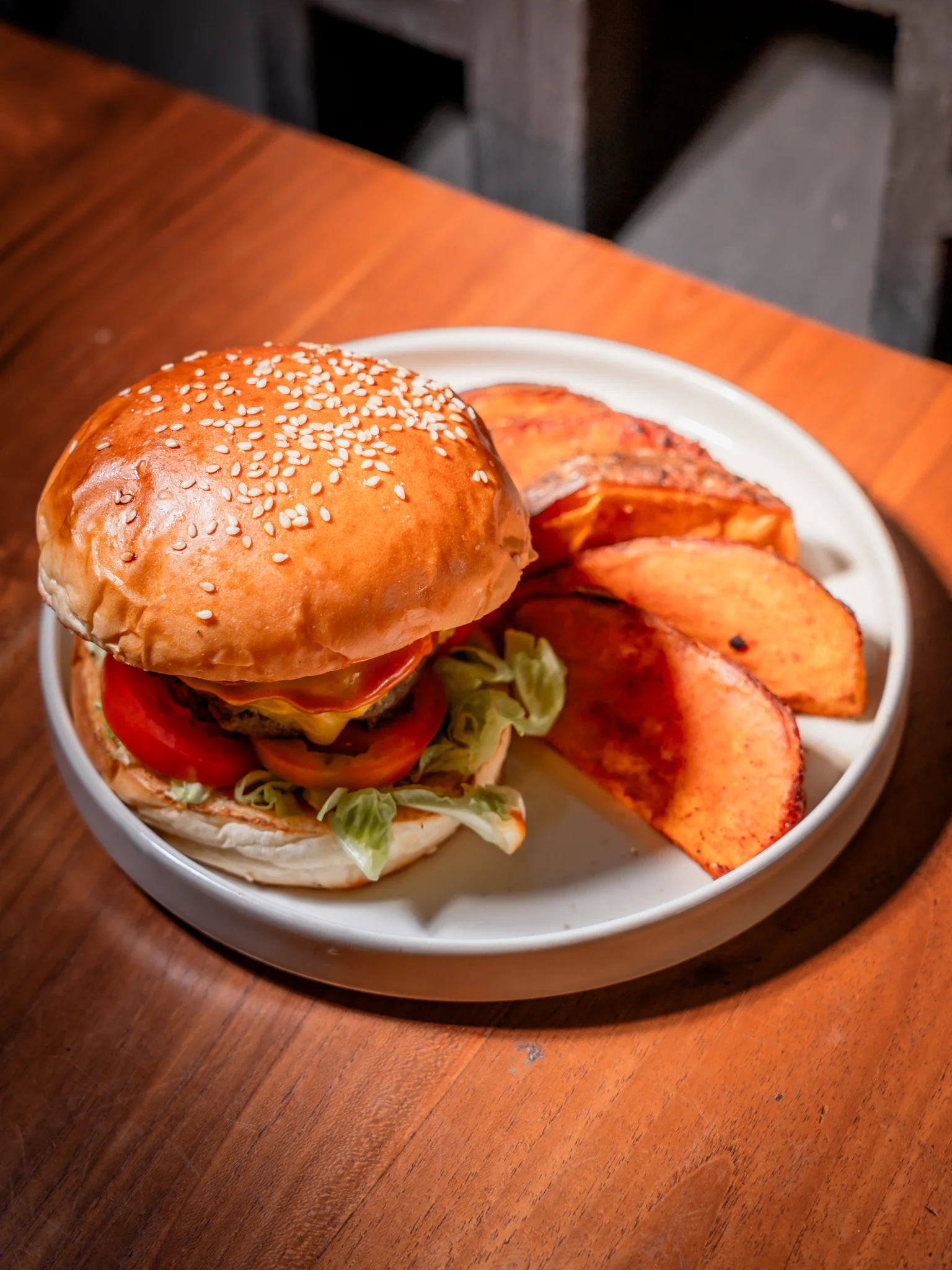 CHAMPION'S BEEF BURGER (B)