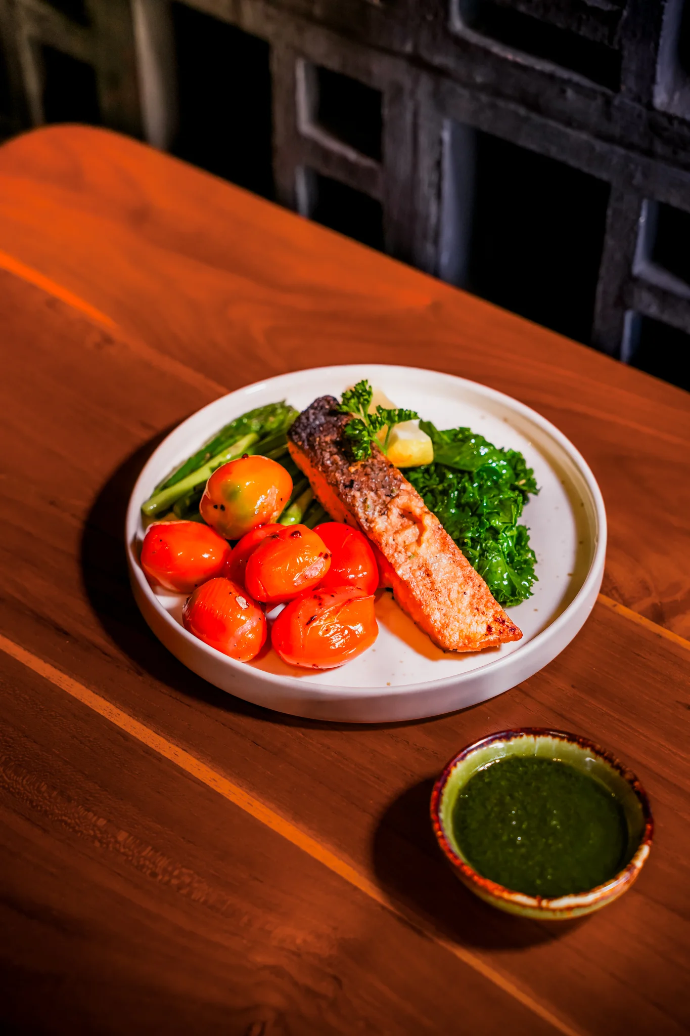 GRILLED SALMON CREAMY PESTO (HP)