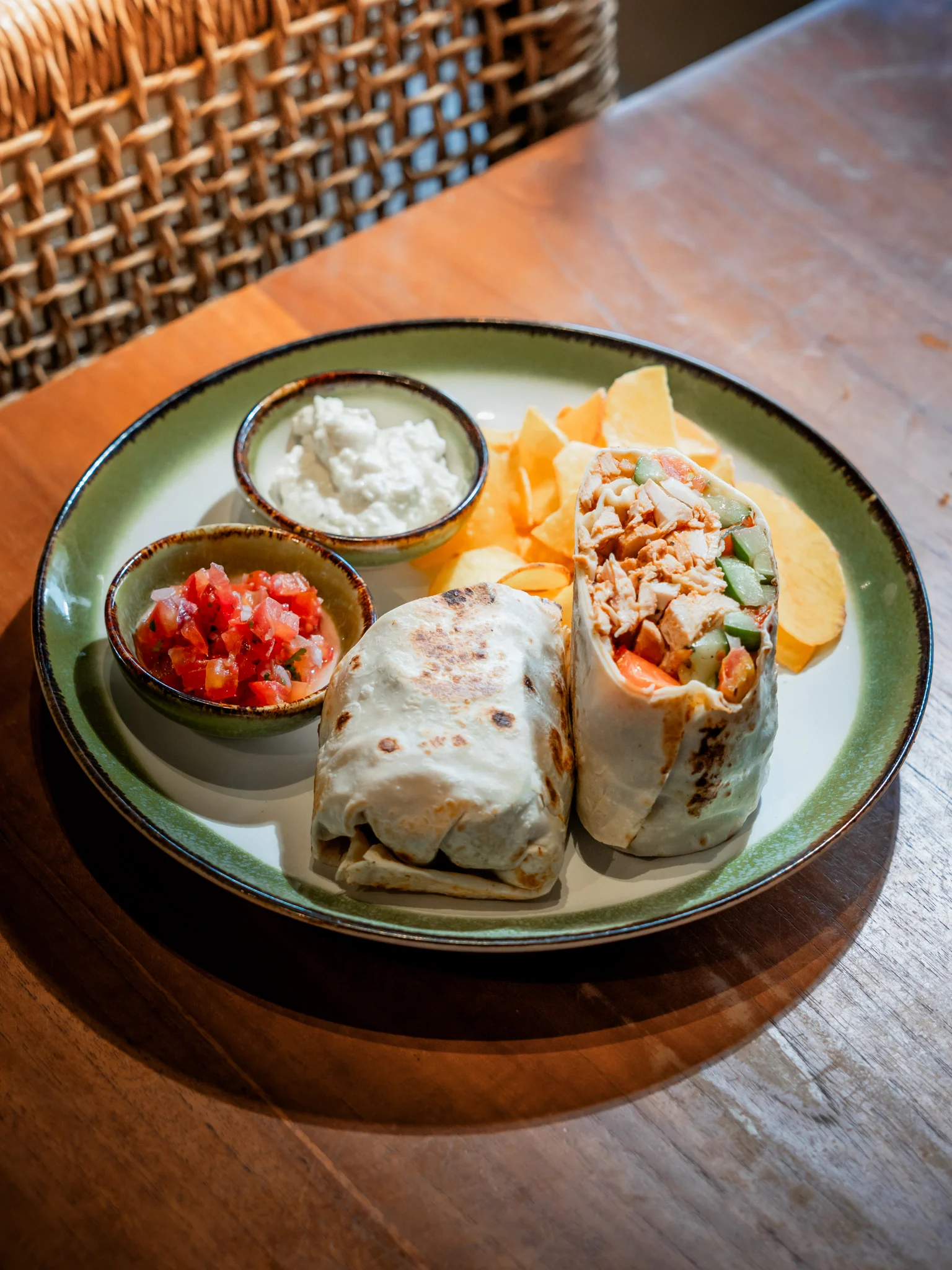 CHICKEN SHAWARMA WRAP (V)