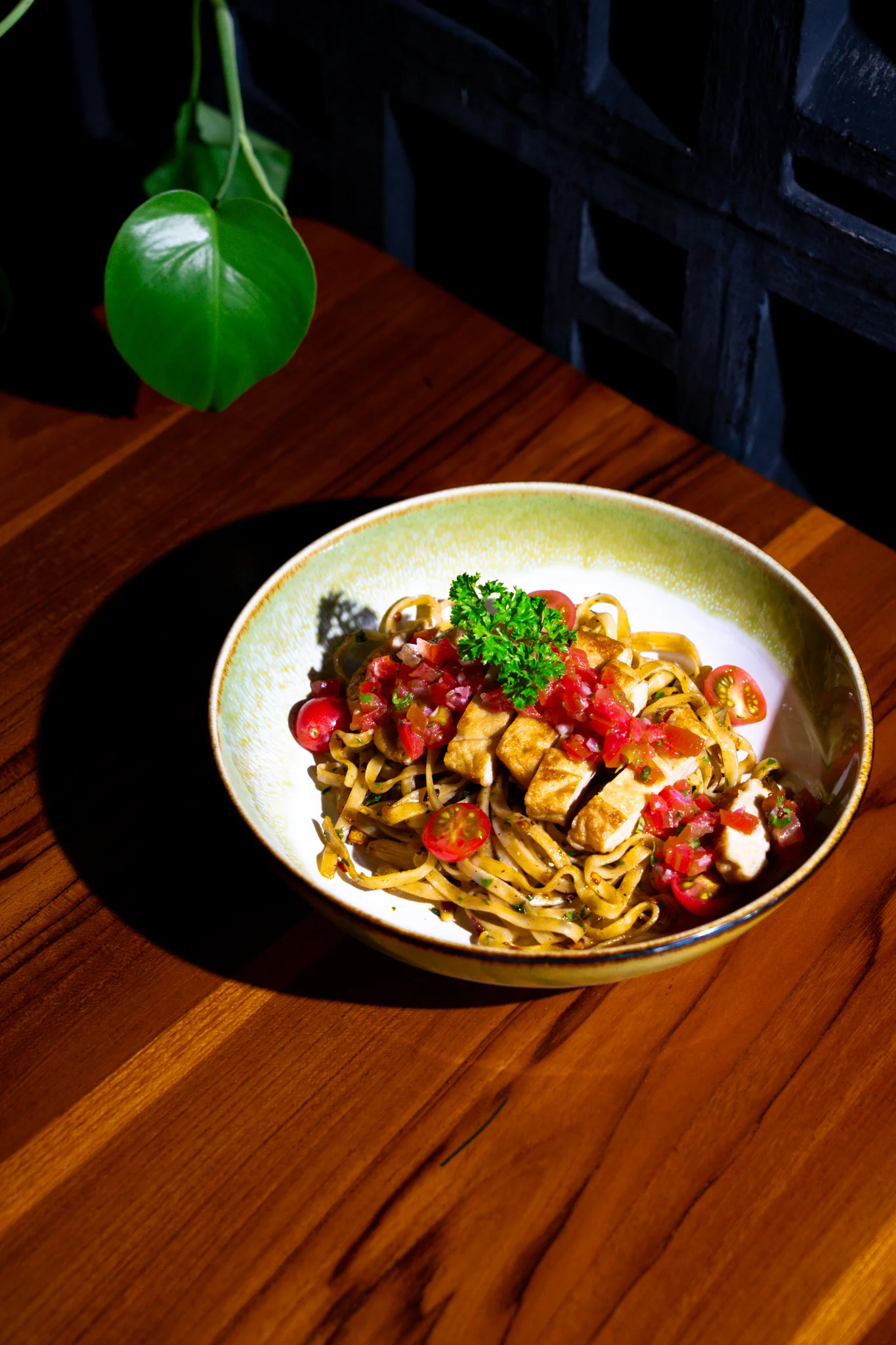 GRILL CHICKEN AGLIO OLIO PASTA (V)